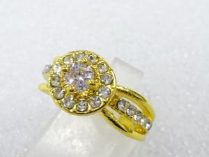 クリスタル　指輪(10.5号)